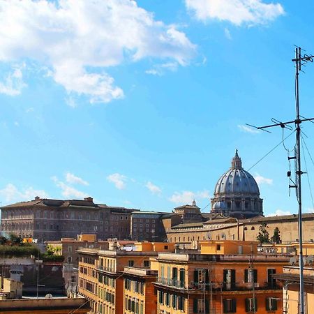 Ferrini Apartment Vatican Museums روما المظهر الخارجي الصورة